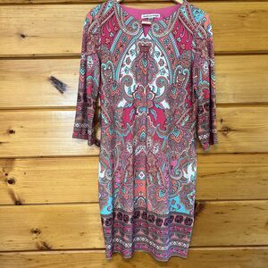 Madison Leigh Shift Dress Size 6 Pink Blue Paisley Print 3/4 Sleeve Stretch